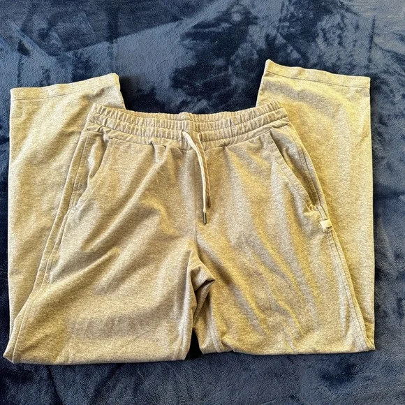 Vuori Heather Gray Lounge Pants - Picture 3 of 11